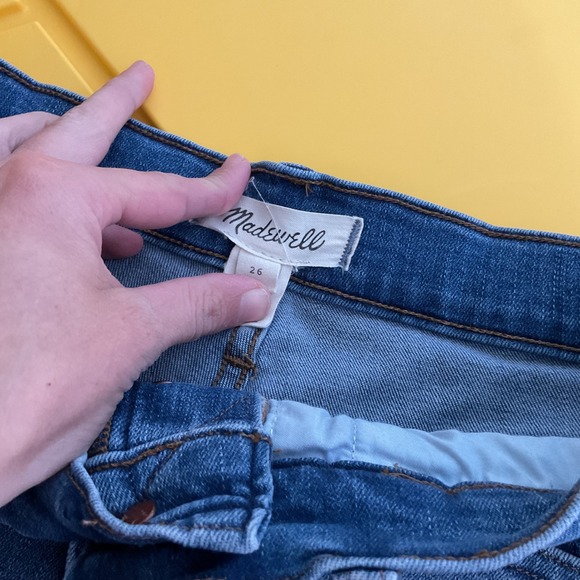 Madewell Womens 26 High Rise‎ Button Fly Cut Off Denim Shorts Raw Hem - Picture 4 of 5